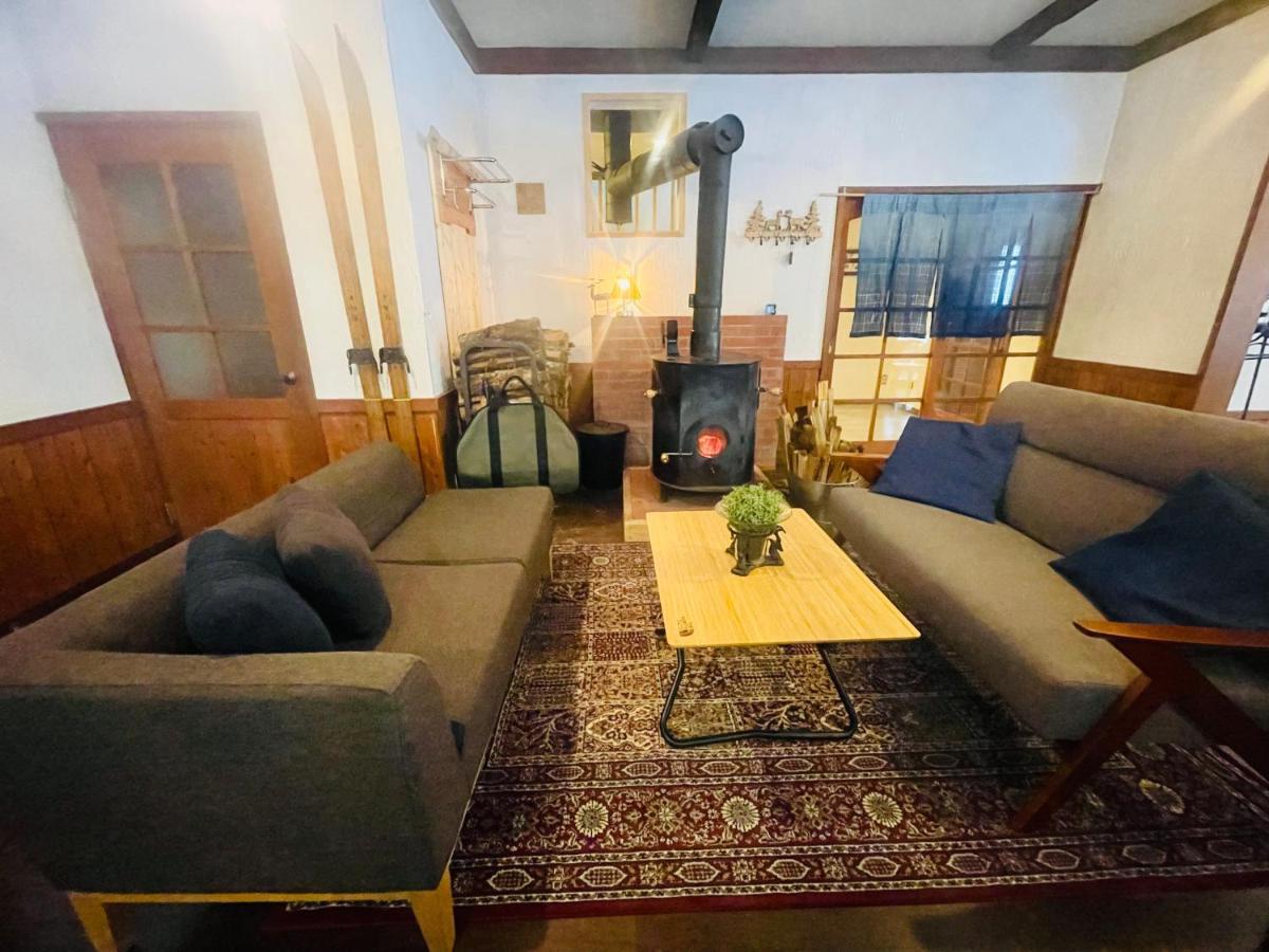 Guest House Zu-Thones هاكوبا المظهر الخارجي الصورة